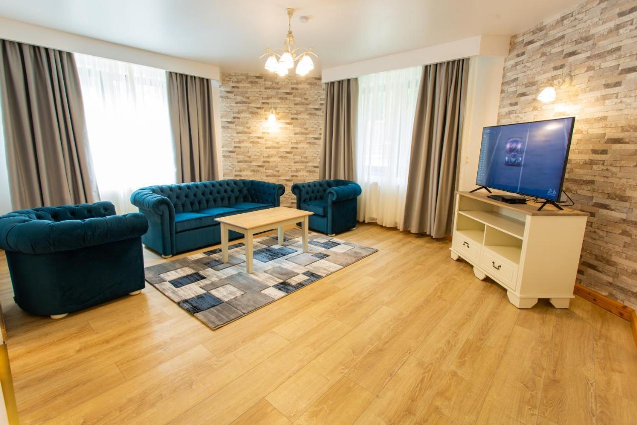 Pension Carmen'S Mansion A Сіная Екстер'єр фото